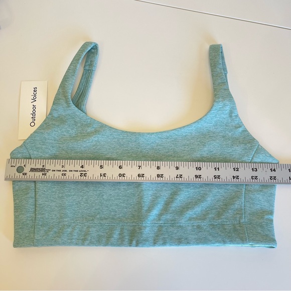 NWT Outdoor Voices Sports Bra Double Time in Green Mint Caribbean Size Medium - Picture 8 of 8